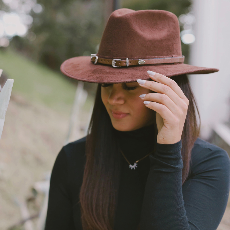 Classic Indiana Hat in color Brown